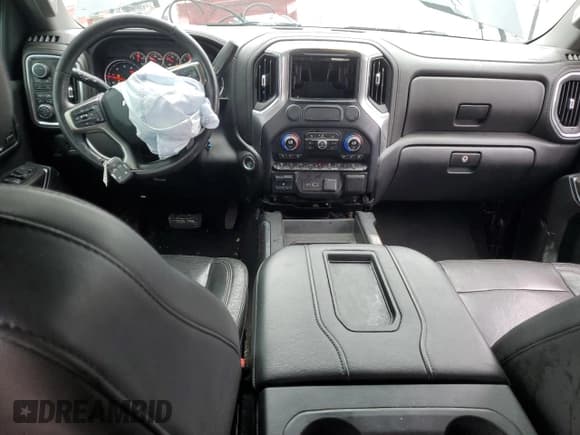 ✅ 2020 Chevrolet Silverado 2500HD LTZ • VIN: 1GC4YPEY4LF194342 • Lot: 60039875. Wystawiony na Copart z przebiegiem 54 053 mil. Bezpłatny archiwum sprzedaży aukcyjnych z USA i szczegółowy raport historii pojazdu na DreamBid. Zdjęcie 8.