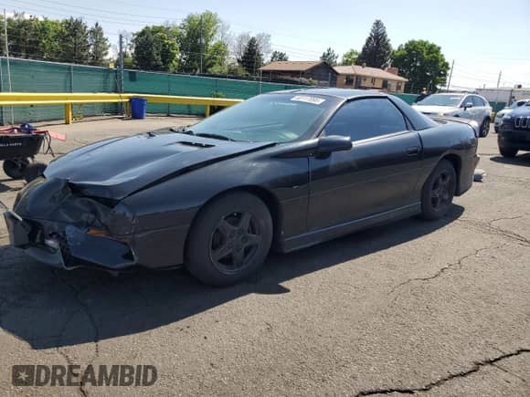 1997 Chevrolet Camaro z VIN 2G1FP22K9V2126324, wystawiony jako Copart lot #60117095 z przebiegiem 179 786 mil mil oraz Szkoda całkowita • Salvage title. Historia ofert i sprzedaży dostępna na DreamBid. Obrazek 1.