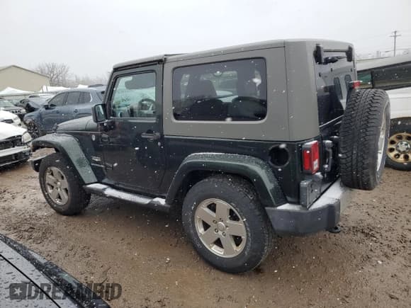 ✅ 2010 Jeep Wrangler Sahara • VIN: 1J4GA5D14AL195879 • Lot: 85555614. Listed on Copart with 86,782 mi. Free auction sales archive from the USA and detailed vehicle history report at DreamBid. Image 2.