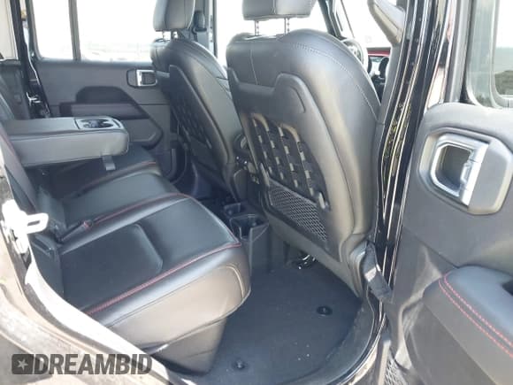 ✅ 2022 Jeep Gladiator Rubicon • VIN: 1C6JJTBM8NL169120 • Lot: 42573845. Listed on IAAI with 47,678 mi. Free auction sales archive from the USA and detailed vehicle history report at DreamBid. Image 8.