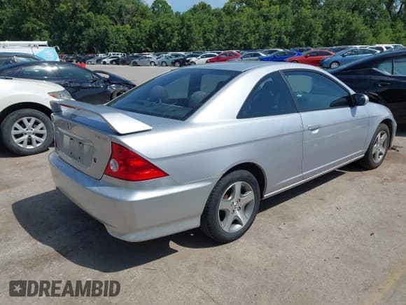 ✅ 2004 Honda Civic EX • VIN: 1HGEM22924L044945 • Lot: 42881536. Listed on IAAI with 209,340 mi. Free auction sales archive from the USA and detailed vehicle history report at DreamBid. Image 4.
