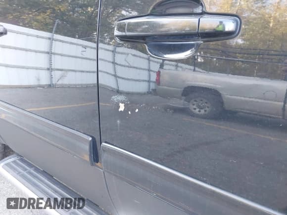 ✅ 2009 Chevrolet Silverado 1500 Work Truck • VIN: 3GCEK13339G242270 • Lot: 43428610. Wystawiony na IAAI z przebiegiem 217 065 mil. Bezpłatny archiwum sprzedaży aukcyjnych z USA i szczegółowy raport historii pojazdu na DreamBid. Zdjęcie 19.