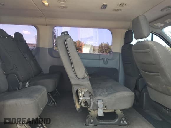 ✅ 2017 Ford Transit XL • VIN: 1FBZX2ZM9HKA20885 • Lot: 65899095. Wystawiony na Copart z przebiegiem 65 243 mil. Bezpłatny archiwum sprzedaży aukcyjnych z USA i szczegółowy raport historii pojazdu na DreamBid. Zdjęcie 11.