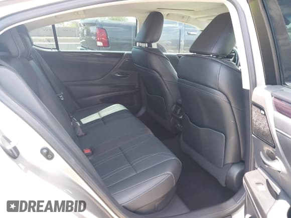 ✅ 2021 Lexus ES 300h Luxury • VIN: 58AEA1C15MU008479 • Lot: 42638671. Wystawiony na IAAI z przebiegiem 44 845 mil. Bezpłatny archiwum sprzedaży aukcyjnych z USA i szczegółowy raport historii pojazdu na DreamBid. Zdjęcie 8.