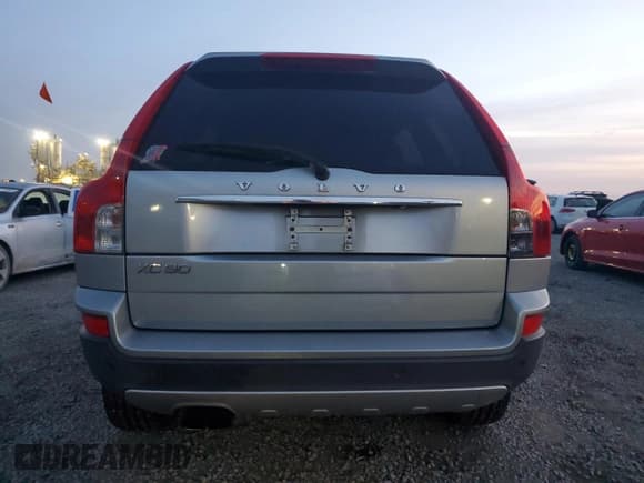 ✅ 2011 Volvo XC90 R-Design • VIN: YV4952CF5B1597774 • Lot: 92361635. Listed on Copart with 159,628 mi. Free auction sales archive from the USA and detailed vehicle history report at DreamBid. Image 6.