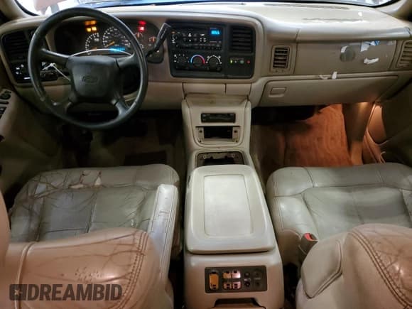 ✅ 2001 Chevrolet Suburban LT • VIN: 1GNFK16T11J232931 • Лот: 82248134. Опубликован ранее на Copart с пробегом 194 421 миль. Бесплатный доступ к архиву аукционных продаж из США и подробный отчёт об истории автомобиля на DreamBid. Изображение 8.