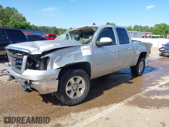 ✅ 2011 GMC Sierra 1500 SLT • VIN: 3GTP2WE33BG149547 • Лот: 42315182. Опубликован ранее на IAAI с пробегом 177 482 миль. Бесплатный доступ к архиву аукционных продаж из США и подробный отчёт об истории автомобиля на DreamBid. Изображение 2.