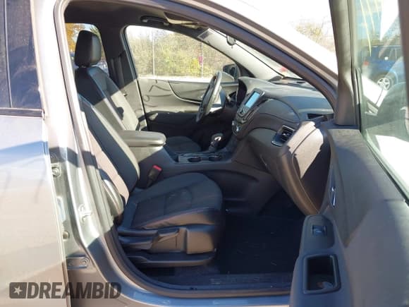 ✅ 2024 Chevrolet Equinox RS • VIN: 3GNAXMEG5RS104011 • Lot: 43249771. Listed on IAAI with 71,807 mi. Free auction sales archive from the USA and detailed vehicle history report at DreamBid. Image 5.