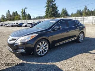 ✅ 2013 Hyundai Azera • VIN: KMHFH4JG9DA268059 • Лот: 80197525. Опубликован ранее на Copart с пробегом 136 567 миль. Бесплатный доступ к архиву аукционных продаж из США и подробный отчёт об истории автомобиля на DreamBid. Изображение 1.