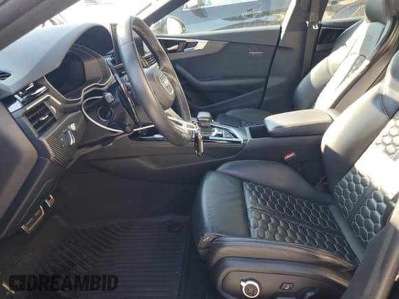 ✅ 2022 Audi RS 5 Sportback • VIN: WUAAWCF56NA901837 • Lot: 41688185. Listed on Copart with 21,147 mi. Free auction sales archive from the USA and detailed vehicle history report at DreamBid. Image 7.