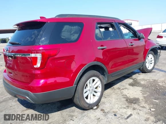 ✅ 2017 Ford Explorer • VIN: 1FM5K7B80HGD49184 • Lot: 43182304. Wystawiony na IAAI z przebiegiem 150 708 mil. Bezpłatny archiwum sprzedaży aukcyjnych z USA i szczegółowy raport historii pojazdu na DreamBid. Zdjęcie 4.