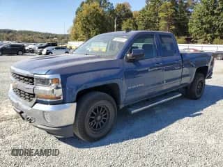 2018 Chevrolet Silverado 1500 LT z VIN 1GCVKREC9JZ122778, wystawiony jako Copart lot #86688555 z przebiegiem 96 503 mil mil oraz Szkoda całkowita • Salvage title. Historia ofert i sprzedaży dostępna na DreamBid. Obrazek 1.