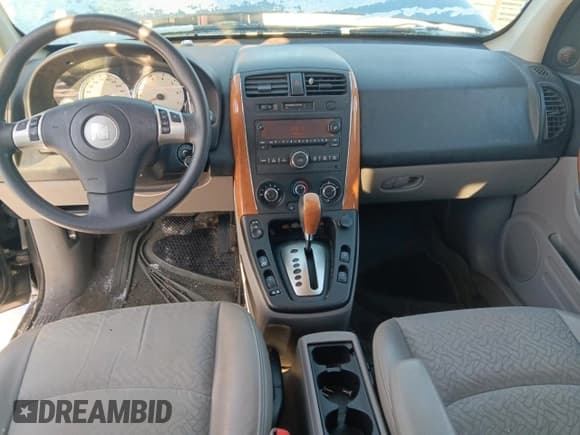 ✅ 2007 Saturn VUE V6 • VIN: 5GZCZ53417S877916 • Lot: 46093665. Wystawiony na Copart z przebiegiem 106 887 mil. Bezpłatny archiwum sprzedaży aukcyjnych z USA i szczegółowy raport historii pojazdu na DreamBid. Zdjęcie 8.