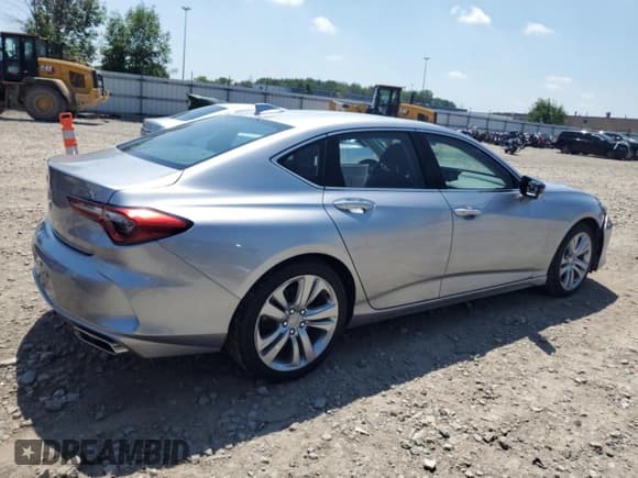 ✅ 2021 Acura TLX Technology • VIN: 19UUB5F42MA006192 • Lot: 63434315. Listed on Copart with 130,737 mi. Free auction sales archive from the USA and detailed vehicle history report at DreamBid. Image 3.