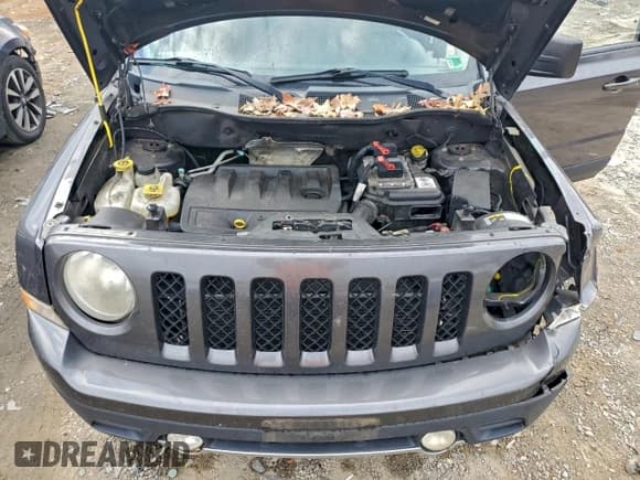 ✅ 2014 Jeep Patriot Limited • VIN: 1C4NJRCB5ED725369 • Lot: 93297585. Listed on Copart with 190,066 mi. Free auction sales archive from the USA and detailed vehicle history report at DreamBid. Image 12.