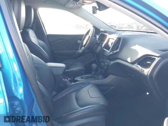 ✅ 2022 Jeep Cherokee Latitude Lux • VIN: 1C4PJLMX2ND524156 • Лот: 41117969. Опубликован ранее на IAAI с пробегом 34 205 миль. Бесплатный доступ к архиву аукционных продаж из США и подробный отчёт об истории автомобиля на DreamBid. Изображение 5.