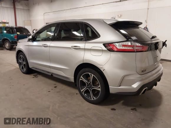 ✅ 2019 Ford Edge ST • VIN: 2FMPK4AP9KBC62396 • Lot: 43672152. Listed on IAAI with 57,450 mi. Free auction sales archive from the USA and detailed vehicle history report at DreamBid. Image 3.