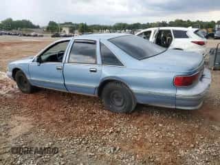 1993 Chevrolet Caprice Classic с VIN 1G1BL53E2PW142953, выставлен на аукционе Copart как лот 69673135 с пробегом 203 972 миль миль и Списание • Salvage title. История ставок и продаж доступна на DreamBid. Изображение 2.