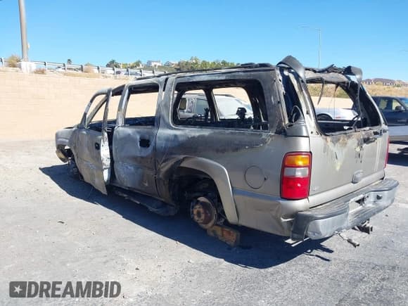 ✅ 2002 Chevrolet Suburban LS • VIN: 1GNEC16T62J319511 • Лот: 40809695. Опубликован ранее на IAAI с пробегом Не указан. Бесплатный доступ к архиву аукционных продаж из США и подробный отчёт об истории автомобиля на DreamBid. Изображение 3.