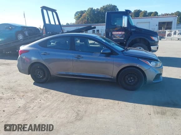 ✅ 2019 Hyundai Accent SE • VIN: 3KPC24A30KE064976 • Lot: 43590113. Wystawiony na IAAI z przebiegiem 69 051 mil. Bezpłatny archiwum sprzedaży aukcyjnych z USA i szczegółowy raport historii pojazdu na DreamBid. Zdjęcie 13.