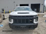 ✅ 2022 Chevrolet Silverado 2500HD Work Truck • VIN: 1GC4YLE7XNF238170 • Лот: 67218035. Опубликован ранее на Copart с пробегом 98 799 миль. Бесплатный доступ к архиву аукционных продаж из США и подробный отчёт об истории автомобиля на DreamBid. Изображение 5.