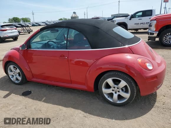 ✅ 2007 Volkswagen Beetle • VIN: 3VWSF31YX7M414937 • Lot: 60640795. Listed on Copart with 36,258 mi. Free auction sales archive from the USA and detailed vehicle history report at DreamBid. Image 2.