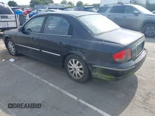 ✅ 2004 Hyundai Sonata GLS • VIN: KMHWF35H94A960597 • Lot: 43111932. Listed on IAAI with 215,270 mi. Free auction sales archive from the USA and detailed vehicle history report at DreamBid. Image 3.