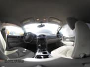 ✅ 2017 Buick Enclave Convenience • VIN: 5GAKRAKD1HJ351012 • Lot: 42054582. Wystawiony na IAAI z przebiegiem 176 438 mil. Bezpłatny archiwum sprzedaży aukcyjnych z USA i szczegółowy raport historii pojazdu na DreamBid. Zdjęcie 18.