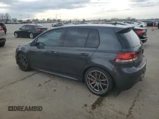 ✅ 2013 Volkswagen Golf R w/Sunroof & Navi • VIN: WVWPF7AJ8DW015068 • Лот: 52821445. Опубликован ранее на Copart с пробегом Не указан. Бесплатный доступ к архиву аукционных продаж из США и подробный отчёт об истории автомобиля на DreamBid. Изображение 2.