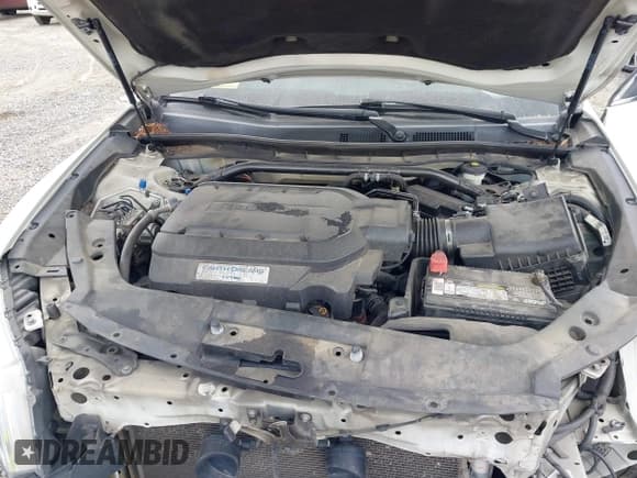 ✅ 2013 Honda Crosstour EX-L • VIN: 5J6TF2H53DL003304 • Lot: 42541986. Wystawiony na IAAI z przebiegiem 104 961 mil. Bezpłatny archiwum sprzedaży aukcyjnych z USA i szczegółowy raport historii pojazdu na DreamBid. Zdjęcie 10.