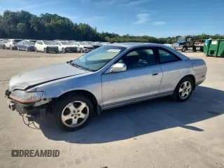 ✅ 2000 Honda Accord EX • VIN: 1HGCG2253YA029416 • Lot: 85309995. Wystawiony na Copart z przebiegiem 181 186 mil. Bezpłatny archiwum sprzedaży aukcyjnych z USA i szczegółowy raport historii pojazdu na DreamBid. Zdjęcie 1.