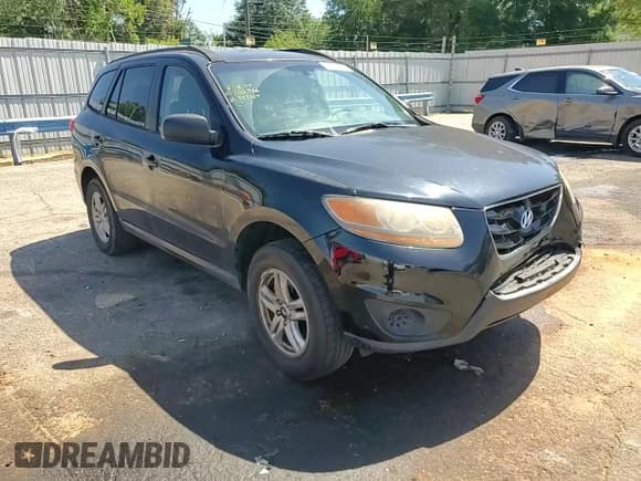 ✅ 2010 Hyundai Santa Fe GLS • VIN: 5NMSG3AB7AH333769 • Lot: 68623634. Listed on Copart with 209,745 mi. Free auction sales archive from the USA and detailed vehicle history report at DreamBid. Image 12.