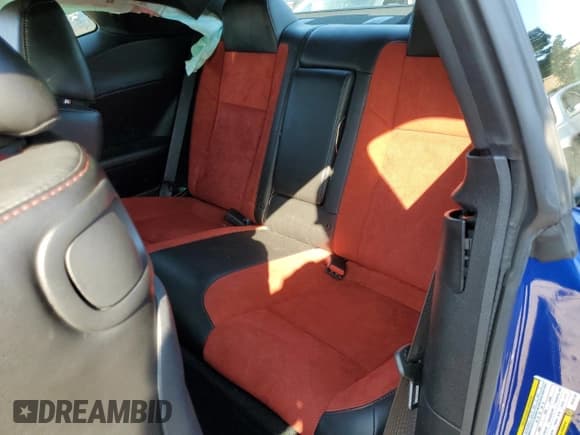 ✅ 2021 Dodge Challenger GT • VIN: 2C3CDZKG3MH587400 • Lot: 63537174. Wystawiony na Copart z przebiegiem 38 176 mil. Bezpłatny archiwum sprzedaży aukcyjnych z USA i szczegółowy raport historii pojazdu na DreamBid. Zdjęcie 10.