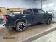 2020 Chevrolet Silverado 2500HD Custom с VIN 1GC4YME74LF121431, выставлен на аукционе Copart как лот 89517535 с пробегом 123 019 миль миль и Списание • Salvage title. История ставок и продаж доступна на DreamBid. Изображение 3.