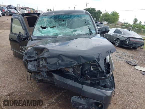 ✅ 2003 Toyota Tundra Limited • VIN: 5TBRT38113S439232 • Лот: 43031715. Опубликован ранее на IAAI с пробегом Не указан. Бесплатный доступ к архиву аукционных продаж из США и подробный отчёт об истории автомобиля на DreamBid. Изображение 13.