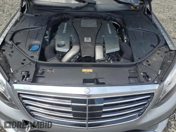 ✅ 2015 Mercedes-Benz S 63 AMG • VIN: WDDUG7JB3FA105713 • Lot: 66069605. Listed on Copart with 88,985 mi. Free auction sales archive from the USA and detailed vehicle history report at DreamBid. Image 11.