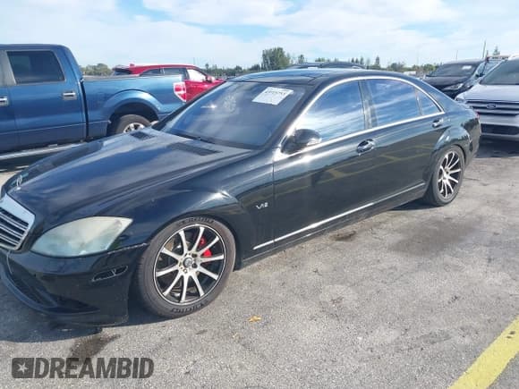 ✅ 2007 Mercedes-Benz S 600 • VIN: WDDNG76X27A060628 • Lot: 43915753. Listed on IAAI with 169,115 mi. Free auction sales archive from the USA and detailed vehicle history report at DreamBid. Image 2.