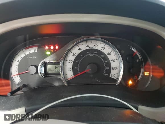 ✅ 2014 Toyota Sienna SE • VIN: 5TDXK3DC2ES442961 • Lot: 70143165. Listed on Copart with 204,488 mi. Free auction sales archive from the USA and detailed vehicle history report at DreamBid. Image 9.