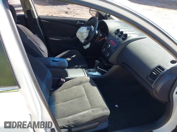 ✅ 2011 Nissan Altima S • VIN: 1N4AL2AP6BC166839 • Лот: 43365480. Опубликован ранее на IAAI с пробегом 197 712 миль. Бесплатный доступ к архиву аукционных продаж из США и подробный отчёт об истории автомобиля на DreamBid. Изображение 5.