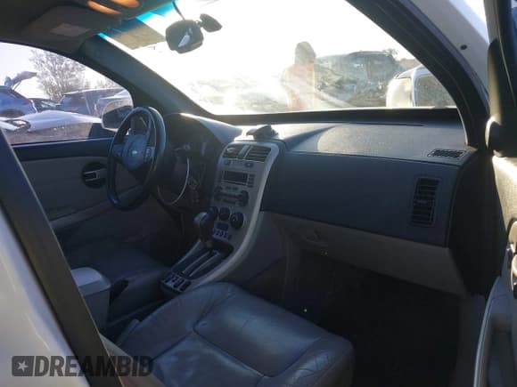✅ 2006 Chevrolet Equinox LT • VIN: 2CNDL63F466035633 • Лот: 41331665. Опубликован ранее на IAAI с пробегом 174 581 миль. Бесплатный доступ к архиву аукционных продаж из США и подробный отчёт об истории автомобиля на DreamBid. Изображение 5.