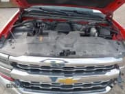 ✅ 2018 Chevrolet Silverado 1500 LTZ • VIN: 3GCUKSEC9JG328282 • Lot: 43266149. Wystawiony na IAAI z przebiegiem 188 401 mil. Bezpłatny archiwum sprzedaży aukcyjnych z USA i szczegółowy raport historii pojazdu na DreamBid. Zdjęcie 10.