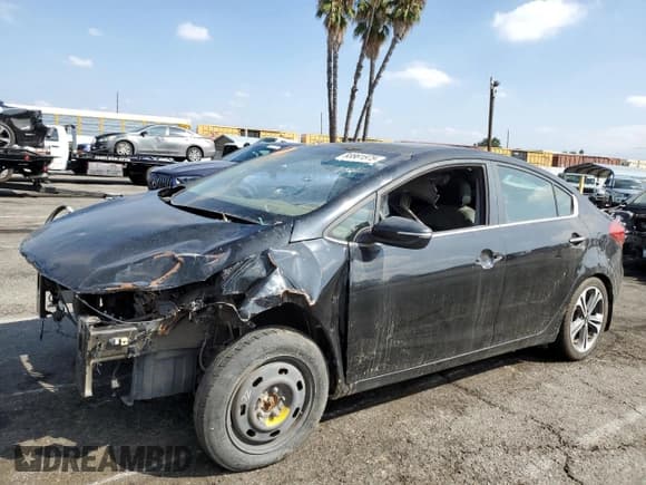 ✅ 2015 Kia Forte EX • VIN: KNAFZ4A8XF5358470 • Lot: 83861575. Wystawiony na Copart z przebiegiem Nie podano. Bezpłatny archiwum sprzedaży aukcyjnych z USA i szczegółowy raport historii pojazdu na DreamBid. Zdjęcie 1.