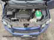 2012 Chevrolet Sonic LT z VIN 1G1JD5SHXC4206943, wystawiony jako Copart lot #72568444 z przebiegiem 141 328 mil mil oraz Szkoda całkowita • Salvage title. Historia ofert i sprzedaży dostępna na DreamBid. Obrazek 13.