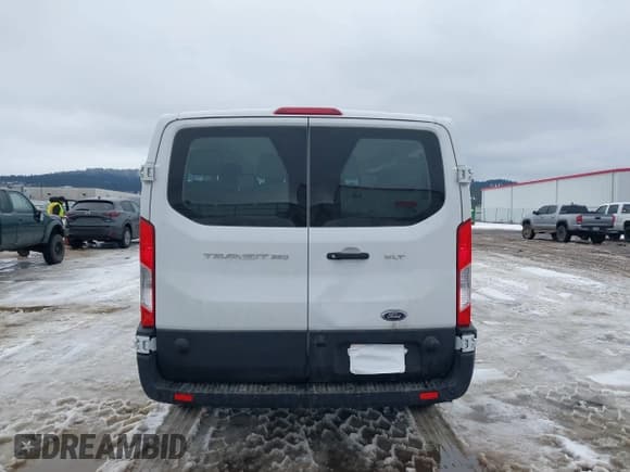 ✅ 2024 Ford Transit Passenger XL • VIN: 1FBAX2Y82RKA81076 • Lot: 41632808. Wystawiony na IAAI z przebiegiem 12 438 mil. Bezpłatny archiwum sprzedaży aukcyjnych z USA i szczegółowy raport historii pojazdu na DreamBid. Zdjęcie 16.