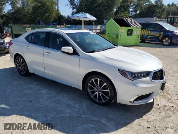 ✅ 2018 Acura TLX Technology • VIN: 19UUB2F55JA011597 • Lot: 80524985. Listed on Copart with 96,282 mi. Free auction sales archive from the USA and detailed vehicle history report at DreamBid. Image 4.