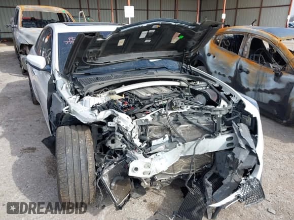 ✅ 2018 Cadillac CTS-V • VIN: 1G6A15S63J0130911 • Лот: 41506864. Опубликован ранее на IAAI с пробегом Не указан. Бесплатный доступ к архиву аукционных продаж из США и подробный отчёт об истории автомобиля на DreamBid. Изображение 6.