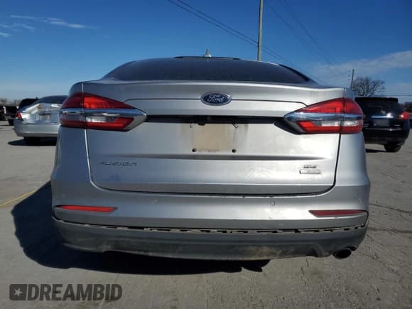 ✅ 2020 Ford Fusion SE • VIN: 3FA6P0HD0LR143571 • Lot: 92218965. Listed on Copart with 131,121 mi. Free auction sales archive from the USA and detailed vehicle history report at DreamBid. Image 6.