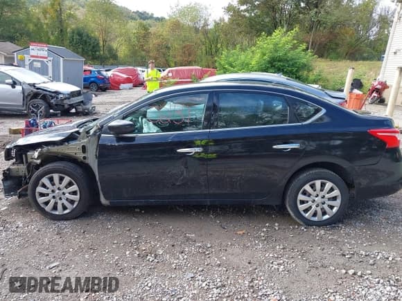 ✅ 2016 Nissan Sentra SV • VIN: 3N1AB7AP9GL662162 • Lot: 43270231. Listed on IAAI with 87,005 mi. Free auction sales archive from the USA and detailed vehicle history report at DreamBid. Image 14.