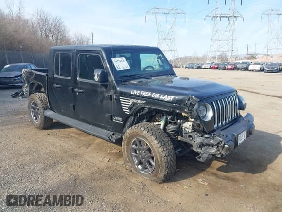 ✅ 2021 Jeep Gladiator Overland • VIN: 1C6HJTFG1ML606215 • Lot: 41771646. Wystawiony na IAAI z przebiegiem 77 411 mil. Bezpłatny archiwum sprzedaży aukcyjnych z USA i szczegółowy raport historii pojazdu na DreamBid. Zdjęcie 17.