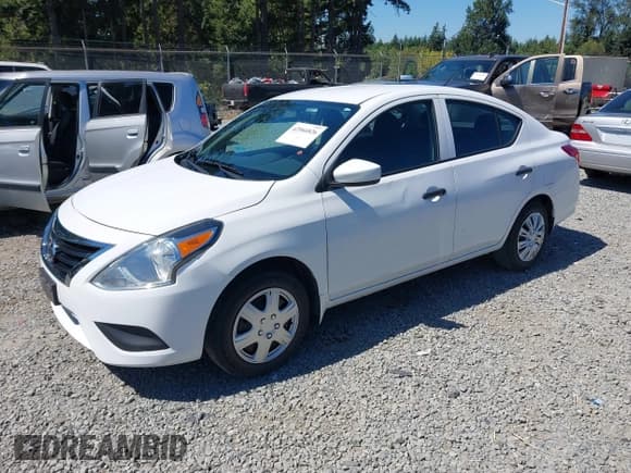 ✅ 2016 Nissan Versa S • VIN: 3N1CN7AP2GL835763 • Lot: 42966826. Listed on IAAI with 73,435 mi. Free auction sales archive from the USA and detailed vehicle history report at DreamBid. Image 2.